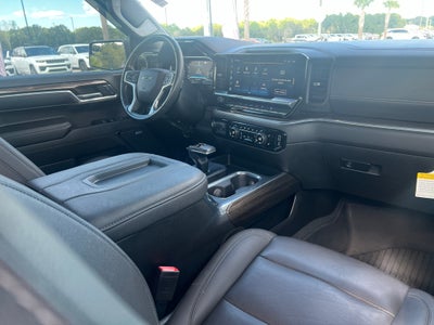 2022 Chevrolet Silverado 4WD Crew Cab Short Bed RST