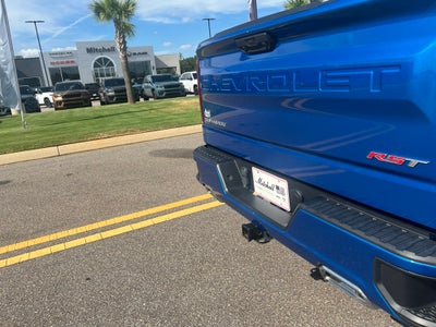 2022 Chevrolet Silverado 4WD Crew Cab Short Bed RST