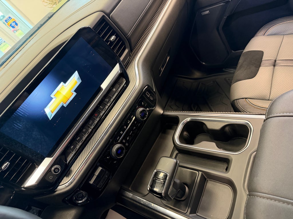 2024 Chevrolet Silverado 4WD Crew Cab Short Bed RST