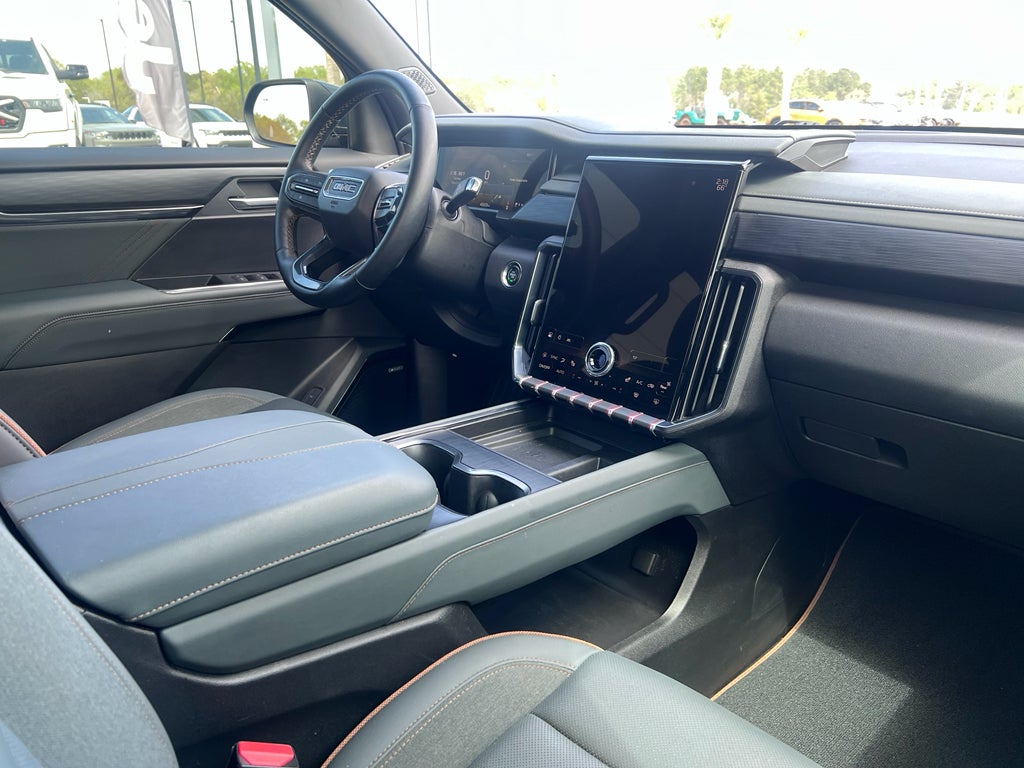 2024 GMC Acadia AWD AT4