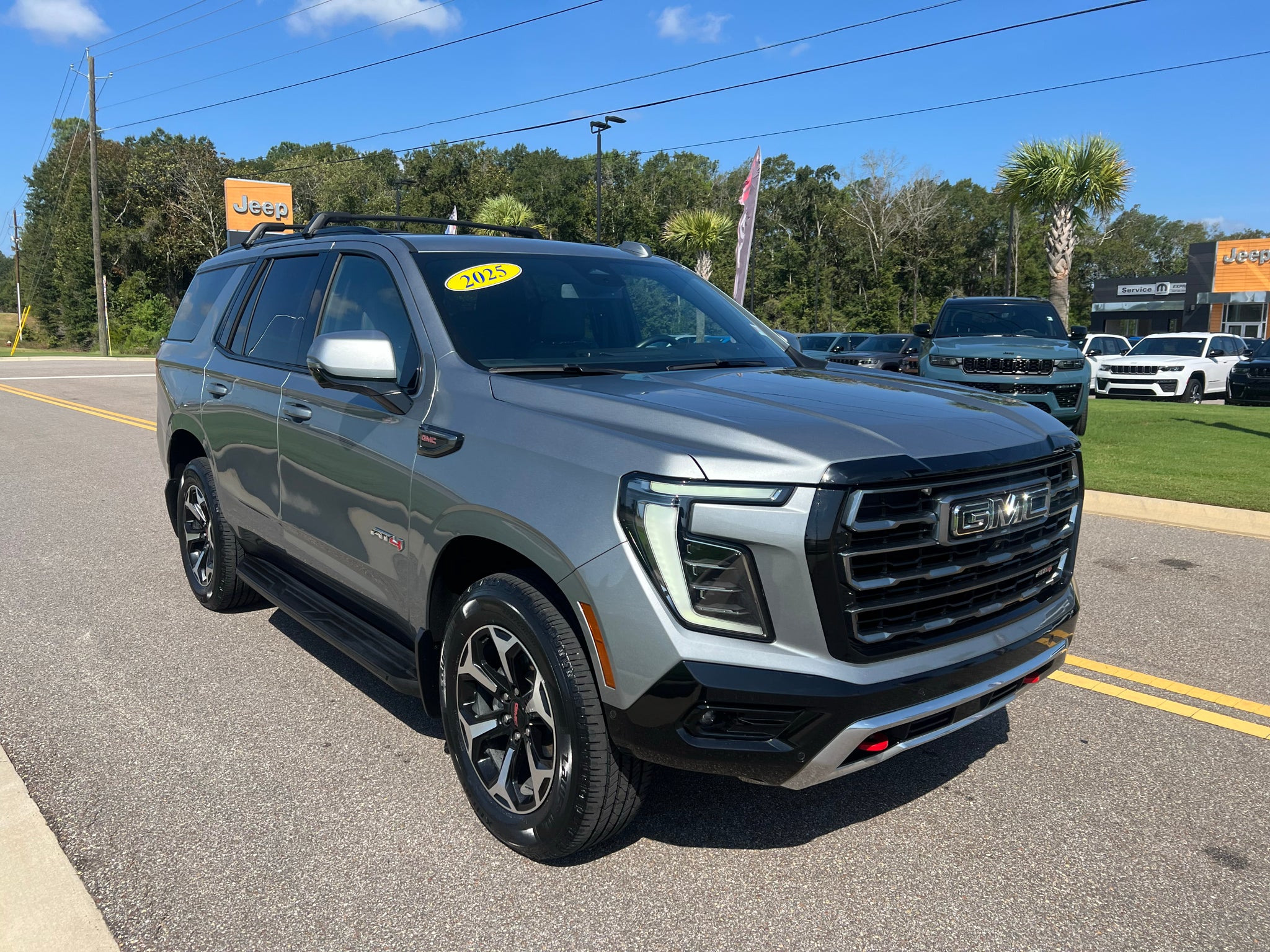 2025 GMC Yukon 4WD AT4