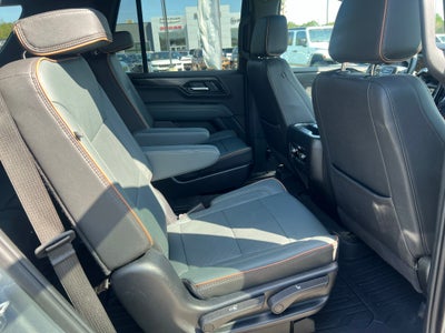 2025 GMC Yukon 4WD AT4
