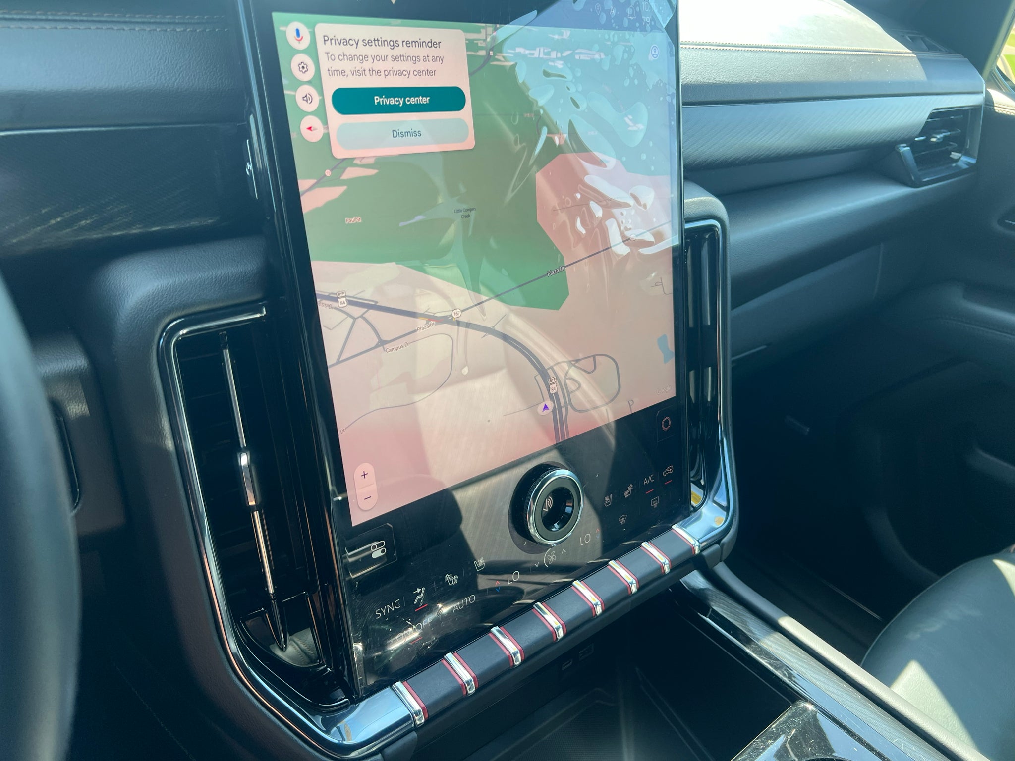 2025 GMC Yukon 4WD AT4