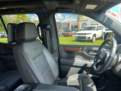 2025 GMC Yukon 4WD Denali