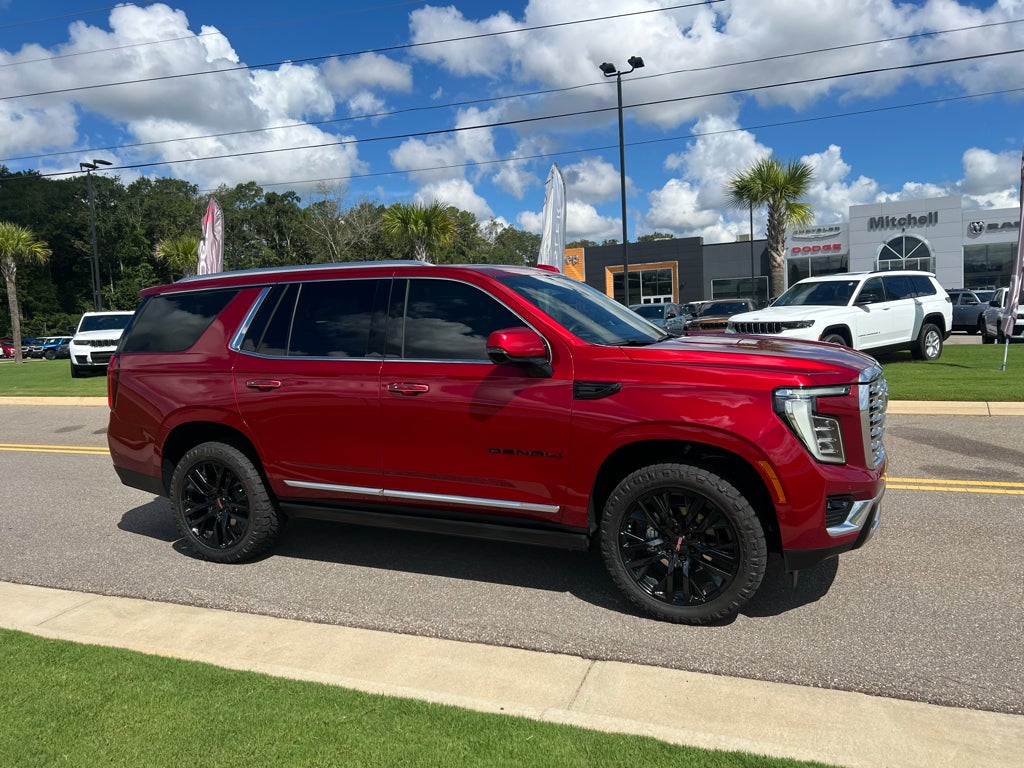 2025 GMC Yukon 4WD Denali