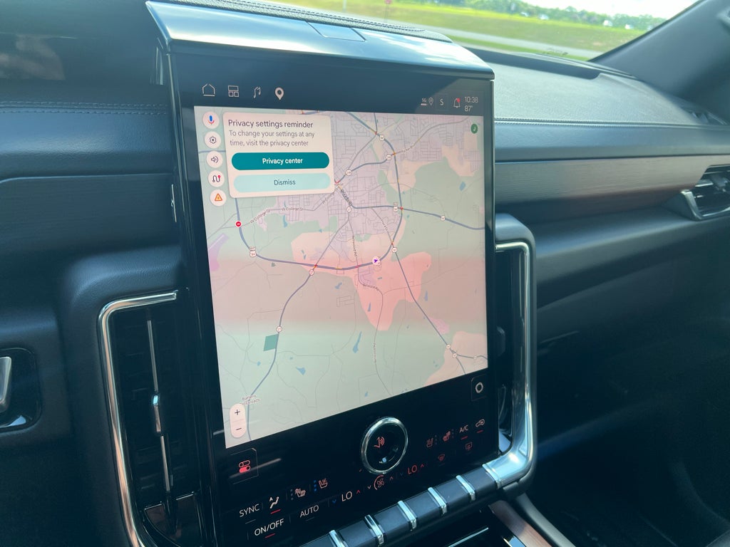 2025 GMC Yukon 4WD Denali