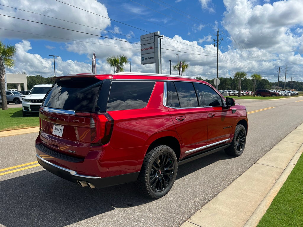 2025 GMC Yukon 4WD Denali