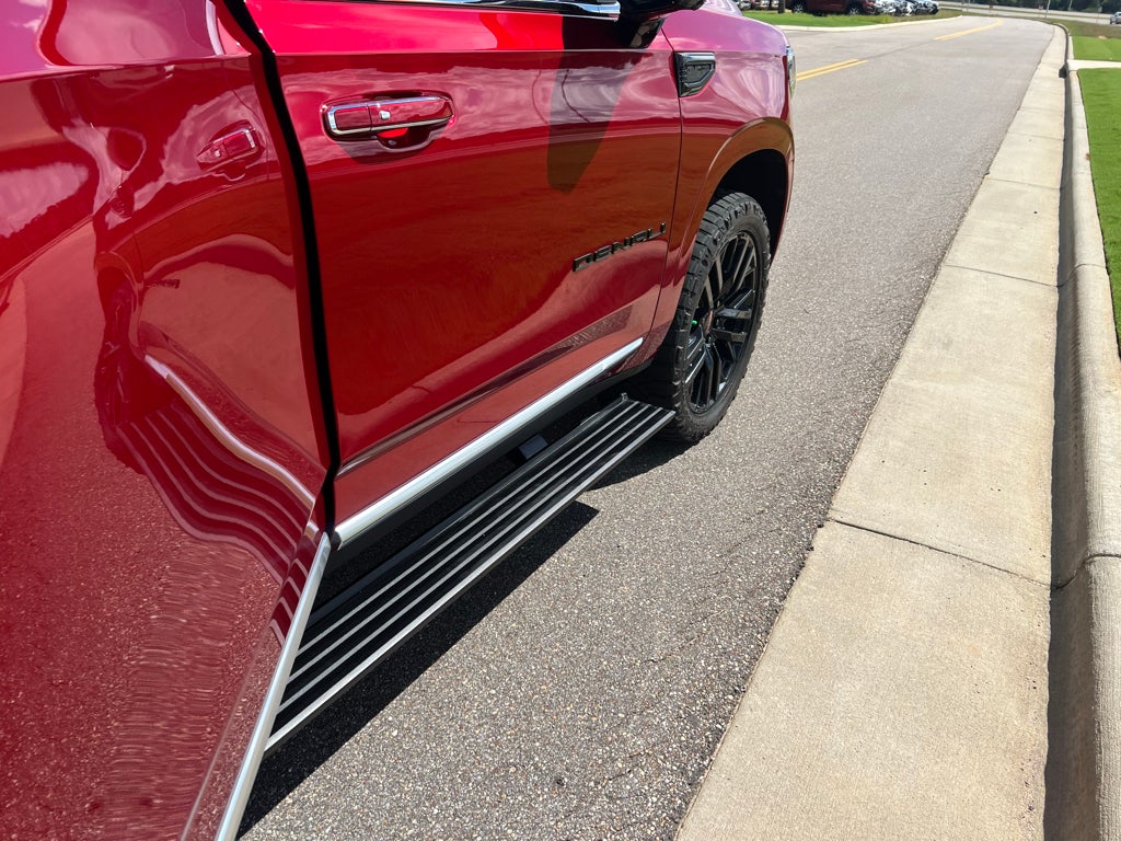 2025 GMC Yukon 4WD Denali