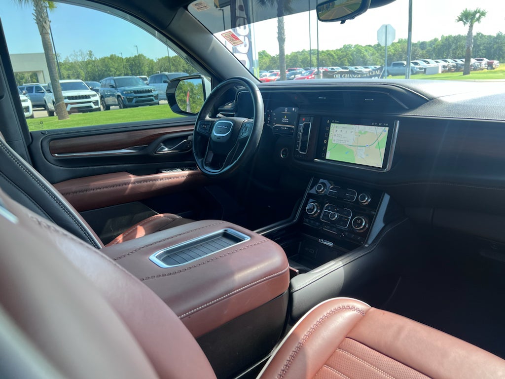 2023 GMC Yukon XL 4WD Denali Ultimate