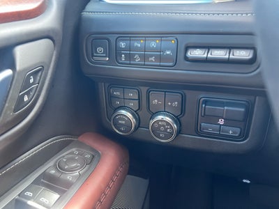 2023 GMC Yukon XL 4WD Denali Ultimate