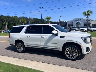 2023 GMC Yukon XL 4WD Denali Ultimate