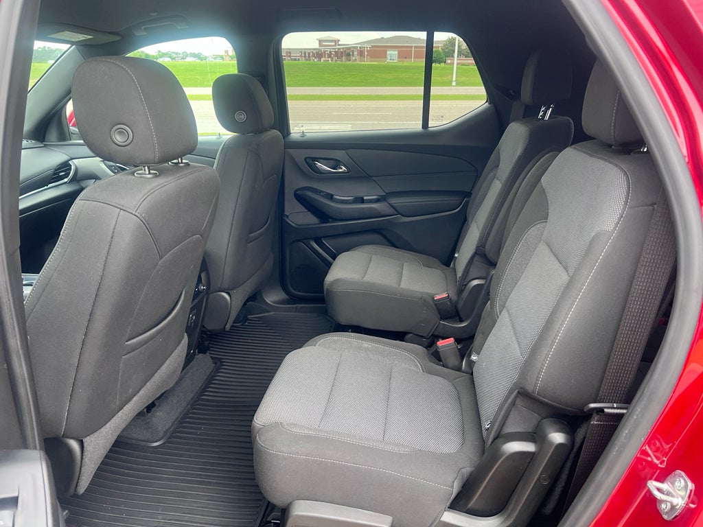 2022 Chevrolet Traverse FWD LT Cloth