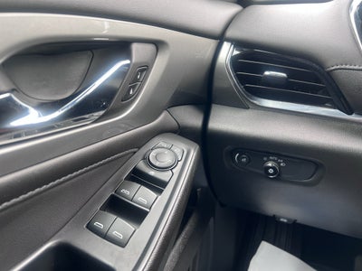 2022 Chevrolet Traverse FWD LT Cloth