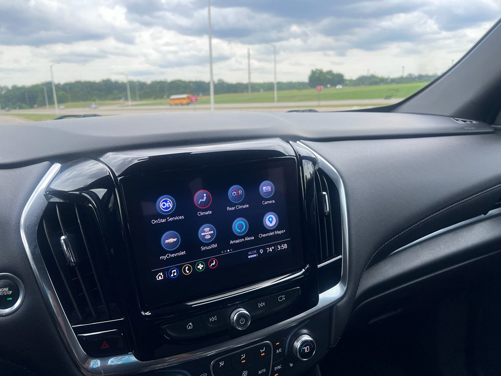 2022 Chevrolet Traverse FWD LT Cloth