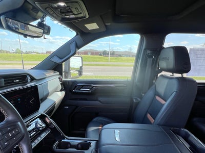 2025 GMC Sierra 4WD Crew Cab Standard Bed AT4