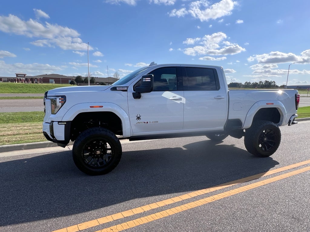 2025 GMC Sierra 4WD Crew Cab Standard Bed AT4