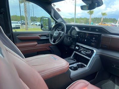 2025 GMC Sierra 4WD Crew Cab Standard Bed Denali Ultimate