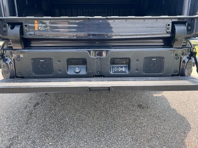 2022 GMC Sierra 4WD Crew Cab Short Box SLT