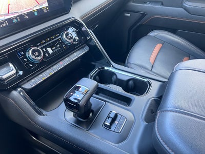 2023 GMC Sierra AT4