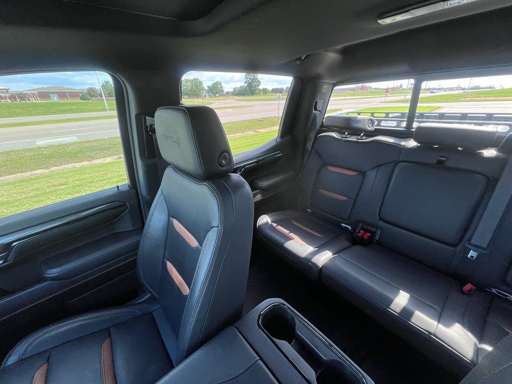 2023 GMC Sierra AT4