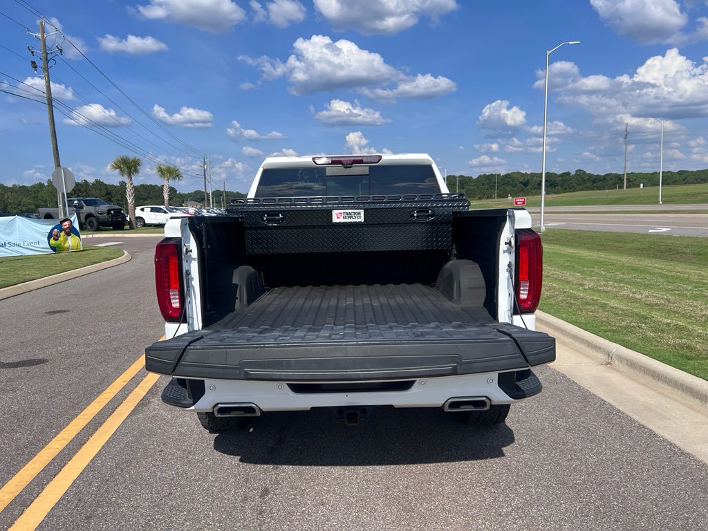 2023 GMC Sierra AT4
