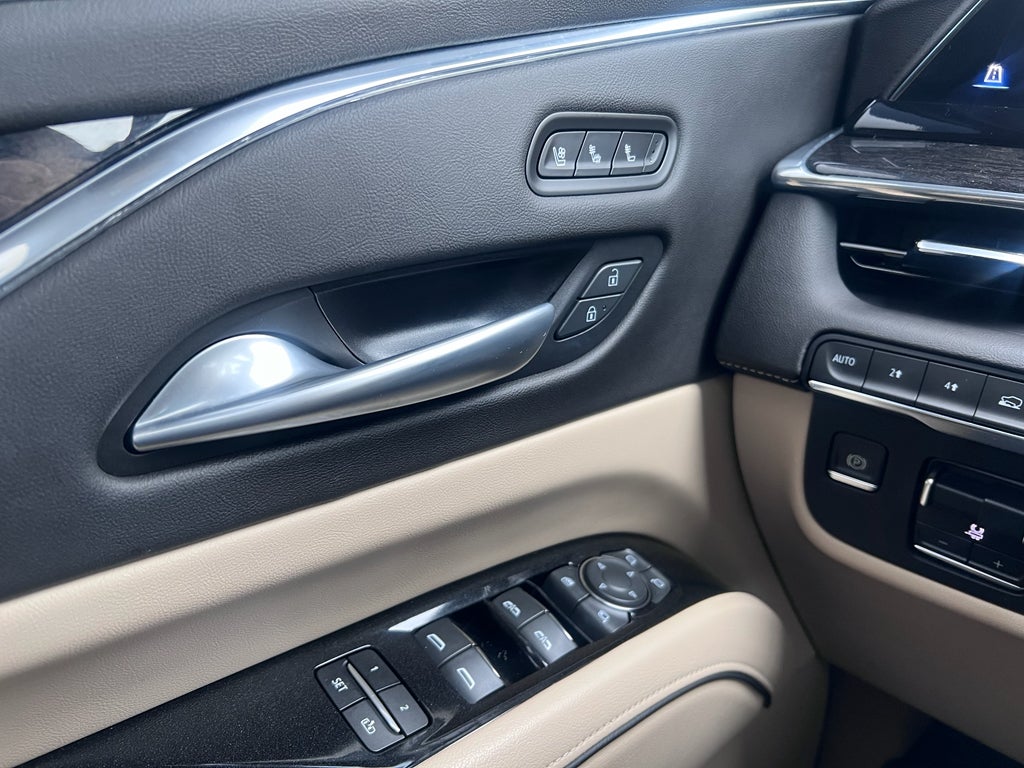 2023 Cadillac Escalade 4WD Premium Luxury