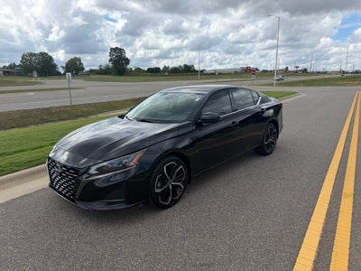 2023 Nissan Altima SR Intelligent AWD