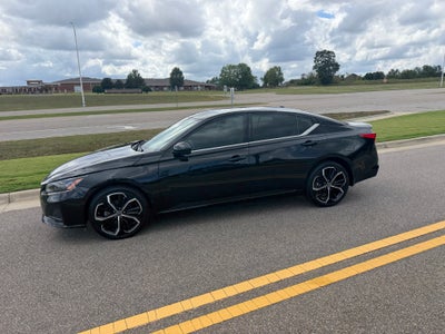 2023 Nissan Altima SR Intelligent AWD