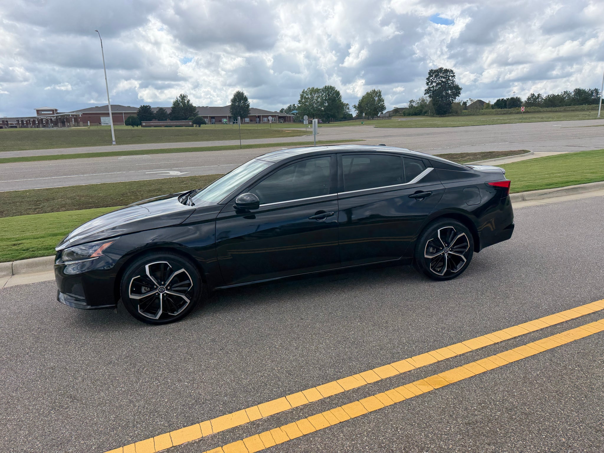 2023 Nissan Altima SR Intelligent AWD
