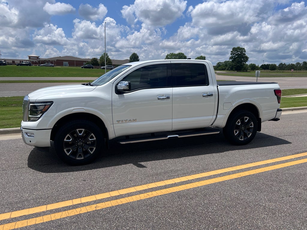 2024 Nissan Titan Crew Cab Platinum Reserve 4x4