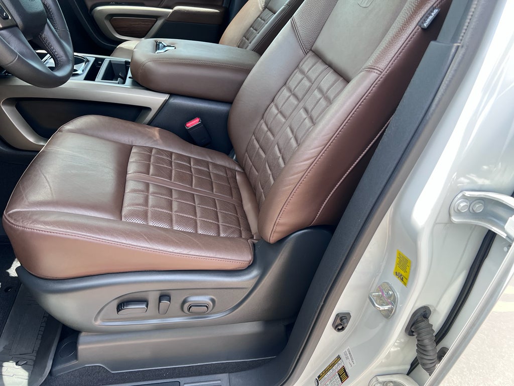 2024 Nissan Titan Crew Cab Platinum Reserve 4x4