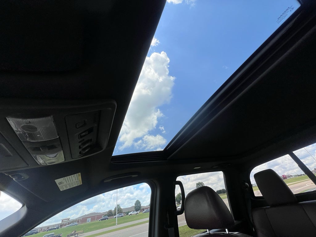 2024 Nissan Titan Crew Cab Platinum Reserve 4x4