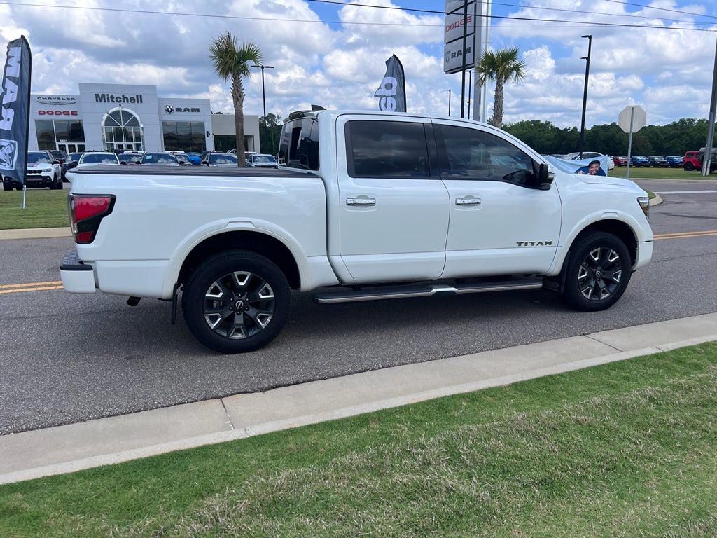 2024 Nissan Titan Crew Cab Platinum Reserve 4x4