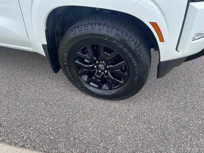 2023 Nissan Frontier Crew Cab SV 4x2
