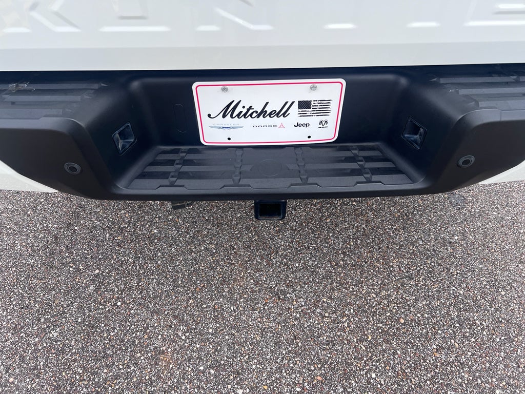 2023 Nissan Frontier Crew Cab SV 4x2