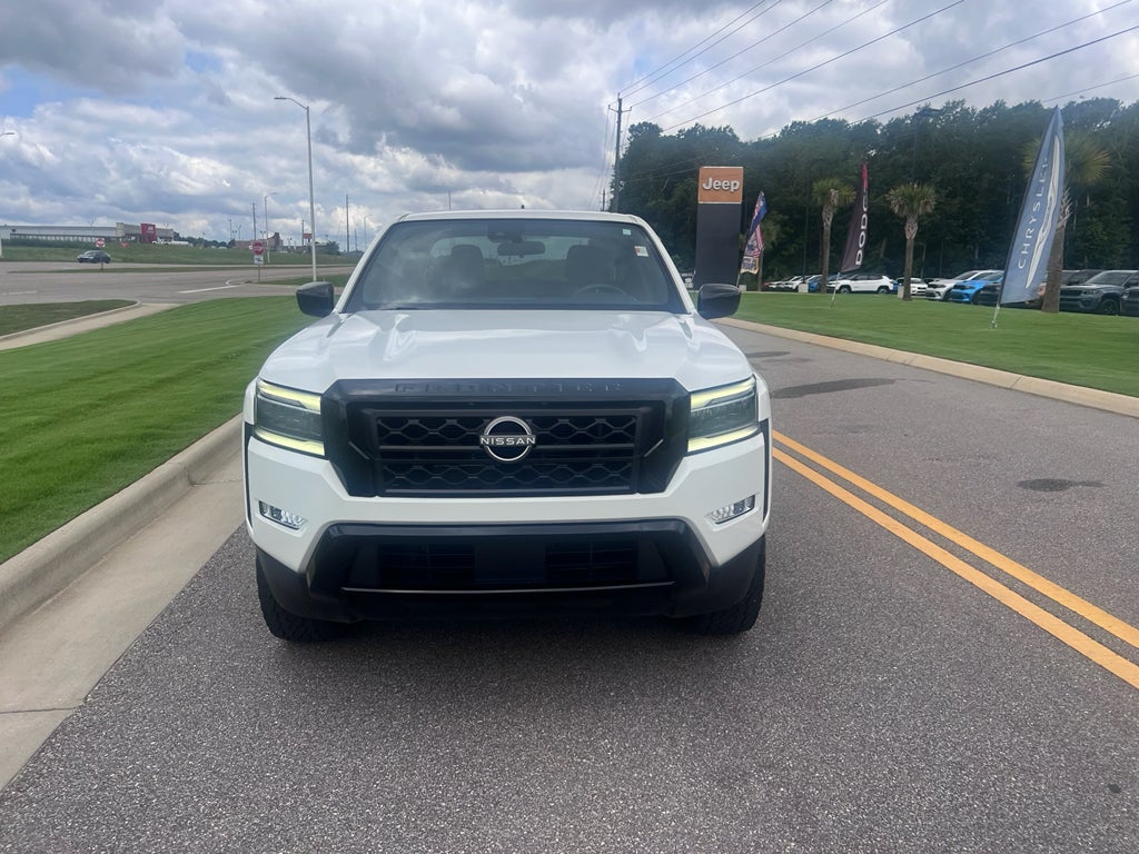 2023 Nissan Frontier Crew Cab SV 4x2