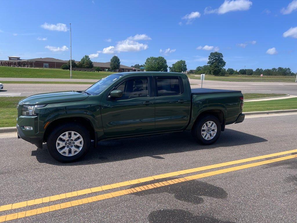 2022 Nissan Frontier SV