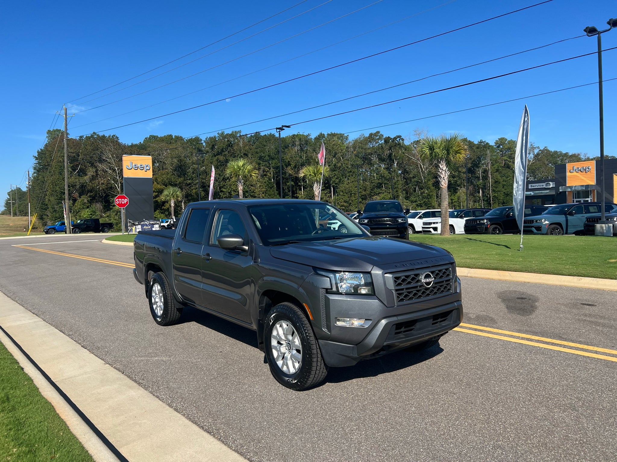 2022 Nissan Frontier Crew Cab SV 4x4