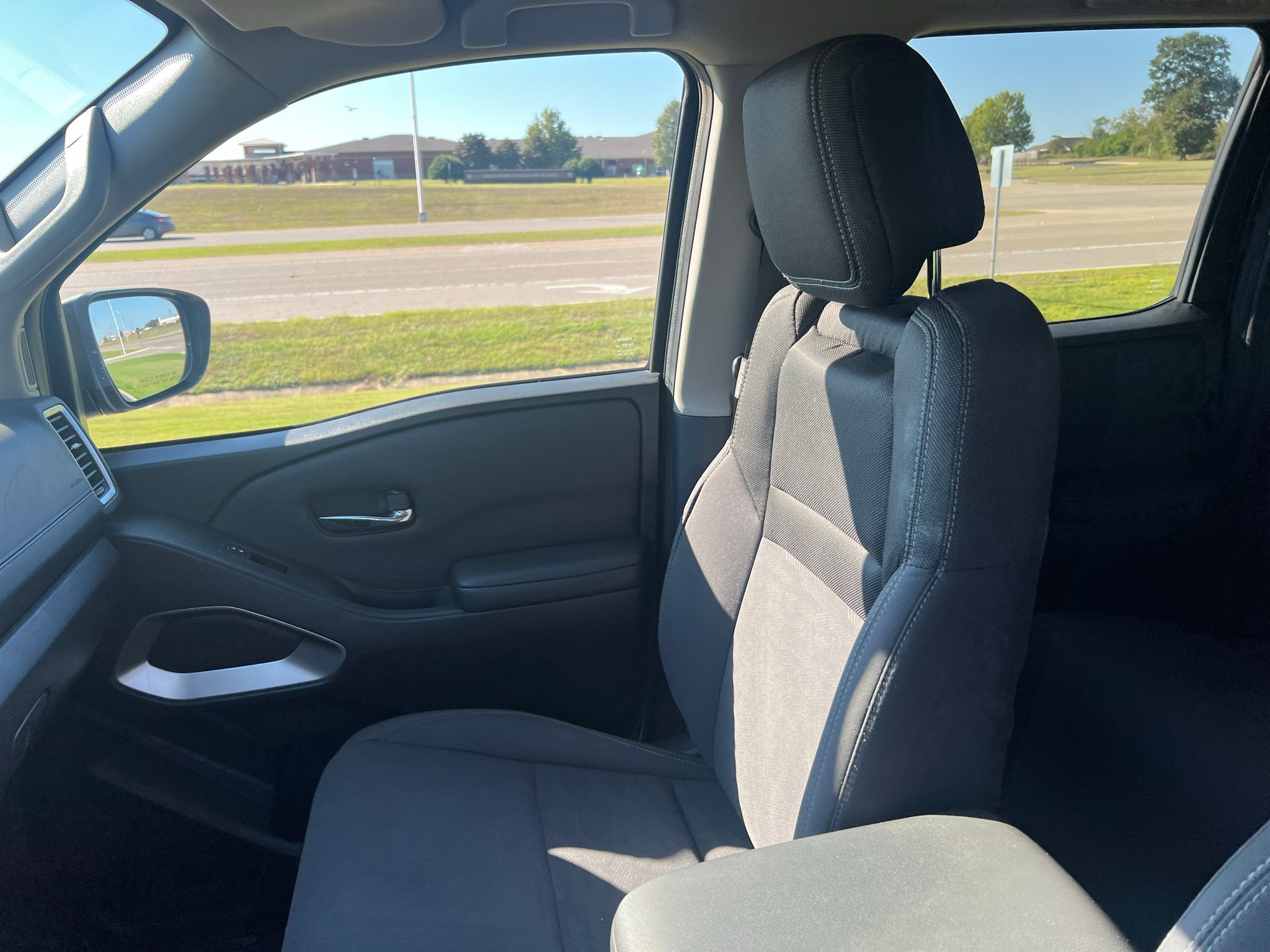 2022 Nissan Frontier Crew Cab SV 4x4