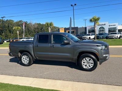 2022 Nissan Frontier Crew Cab SV 4x4