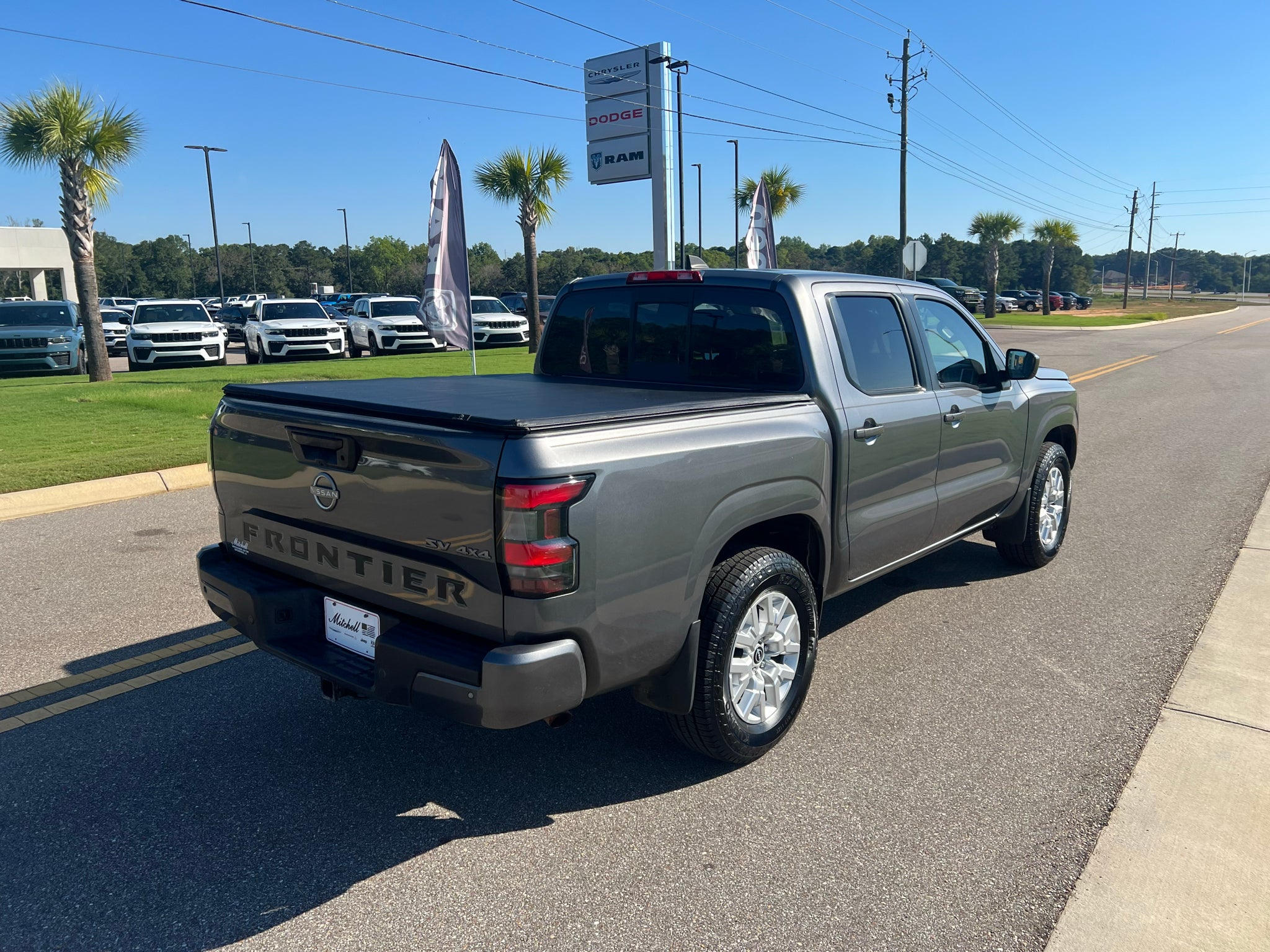 2022 Nissan Frontier Crew Cab SV 4x4