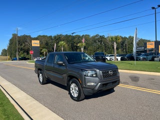 2022 Nissan Frontier Crew Cab SV 4x4