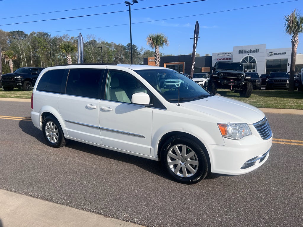 2015 Chrysler Town & Country Touring