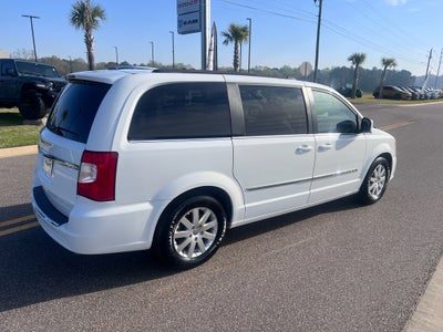 2015 Chrysler Town & Country Touring