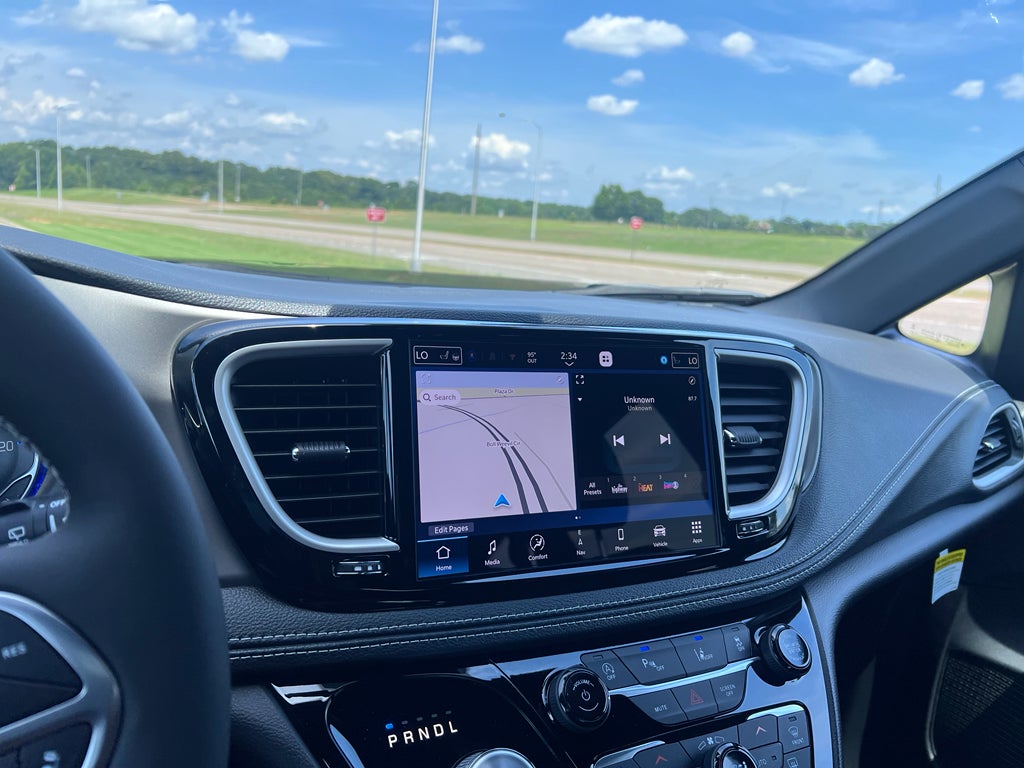 2027 Chrysler Pacifica PACIFICA SELECT