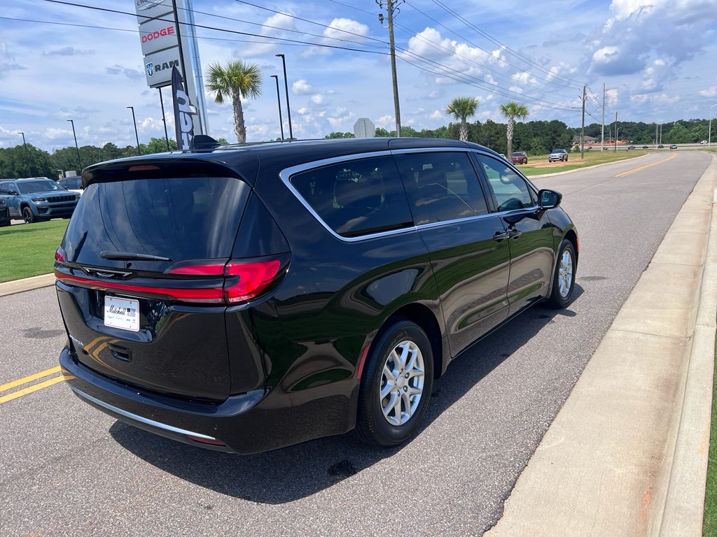 2027 Chrysler Pacifica PACIFICA SELECT