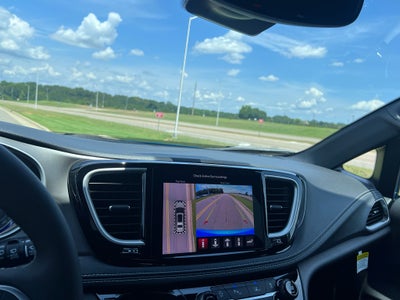 2027 Chrysler Pacifica PACIFICA SELECT