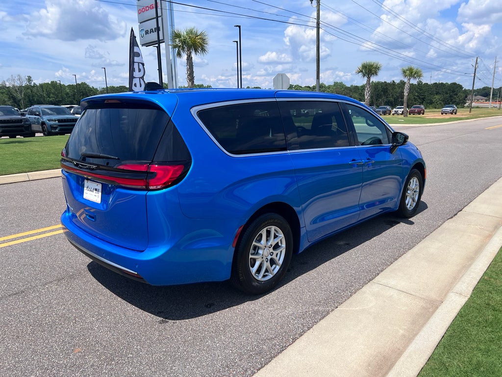 2027 Chrysler Pacifica PACIFICA SELECT