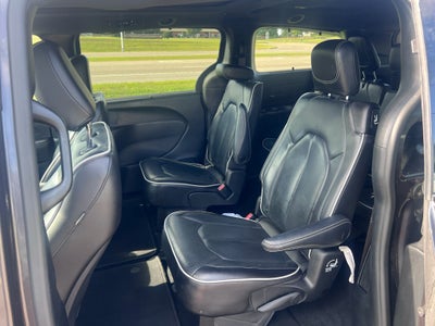 2022 Chrysler Pacifica Limited