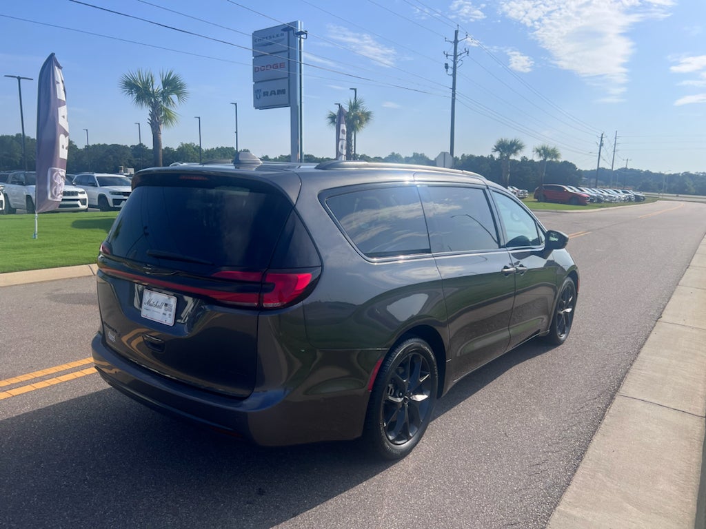 2022 Chrysler Pacifica Limited